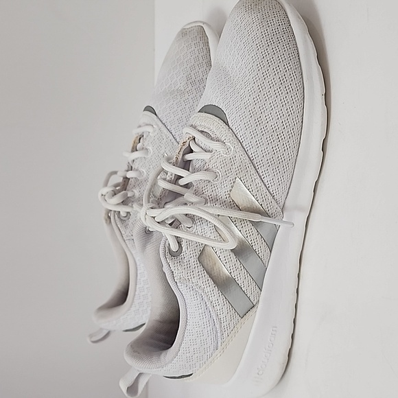 Adidas Women's White Classic Cloudfoam Lace Up Running Comfy Sneakers, sz 7.5 - Picture 3 of 13